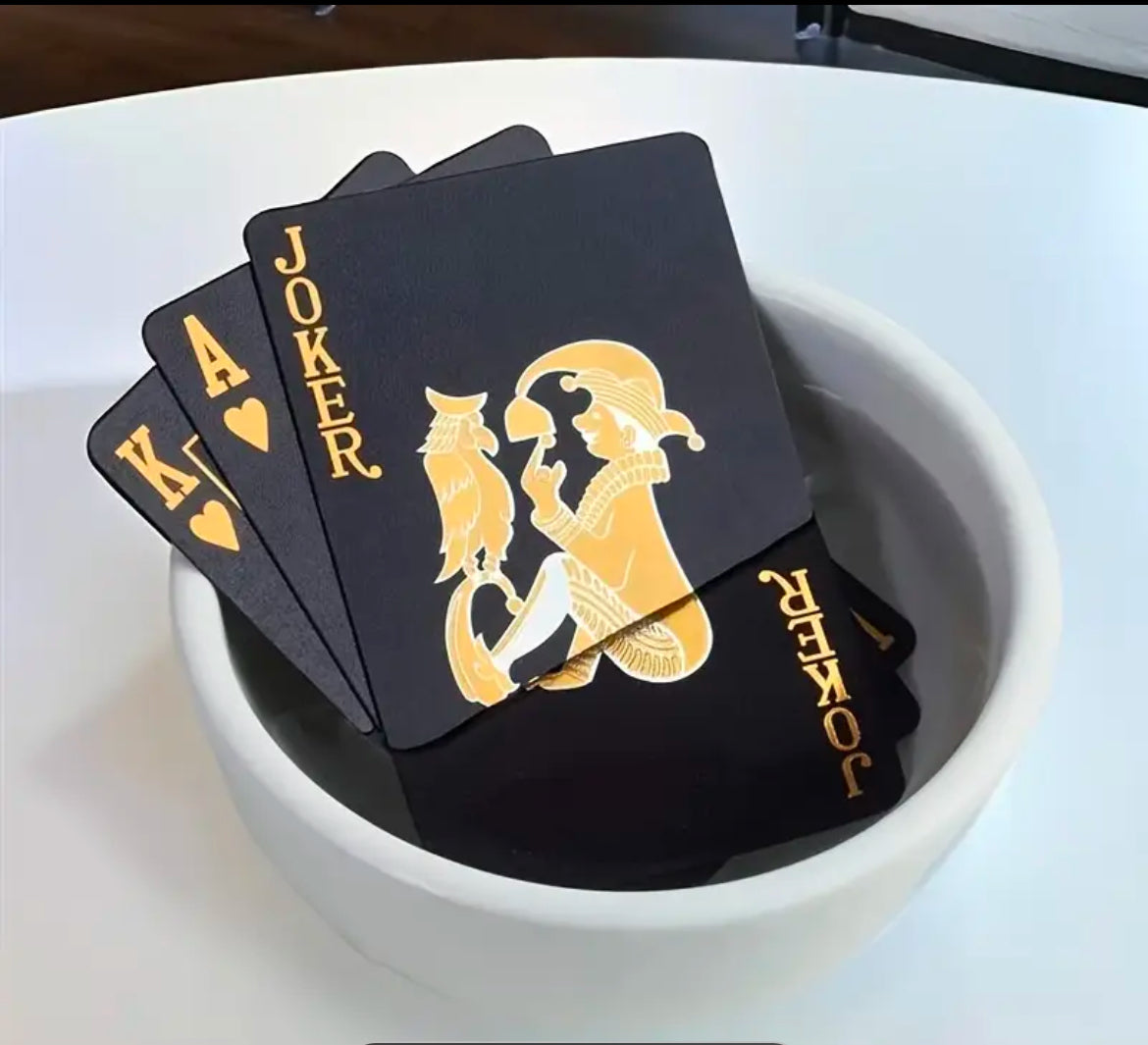 Black Rose Poker 
Kunststoff-Spielkarten - Avantgardeast